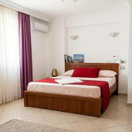 Gledi Otel